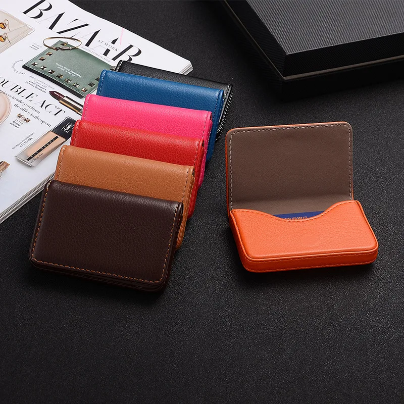 Travel Wallet Slim - حافظة بطاقات عمل من الجلد الصناعي