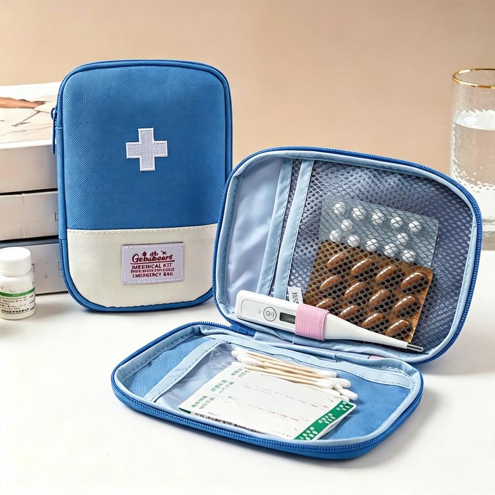 Travel Accessories - حقيبة إسعافات أولية محمولة ذات سعة
