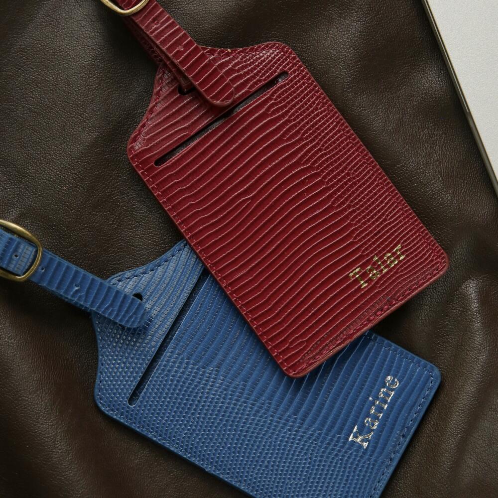 بطاقة تعريف أمتعة مخصصة من جلد - مراجعة Travel Accessories Hong Kong وسعره