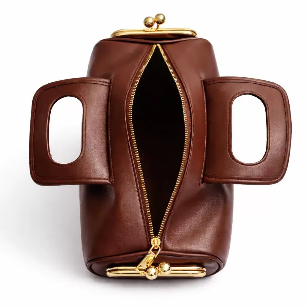 حقيبة تحت الإبط فرنسية الطراز  - مراجعة Travel Accessories Luxury وسعره