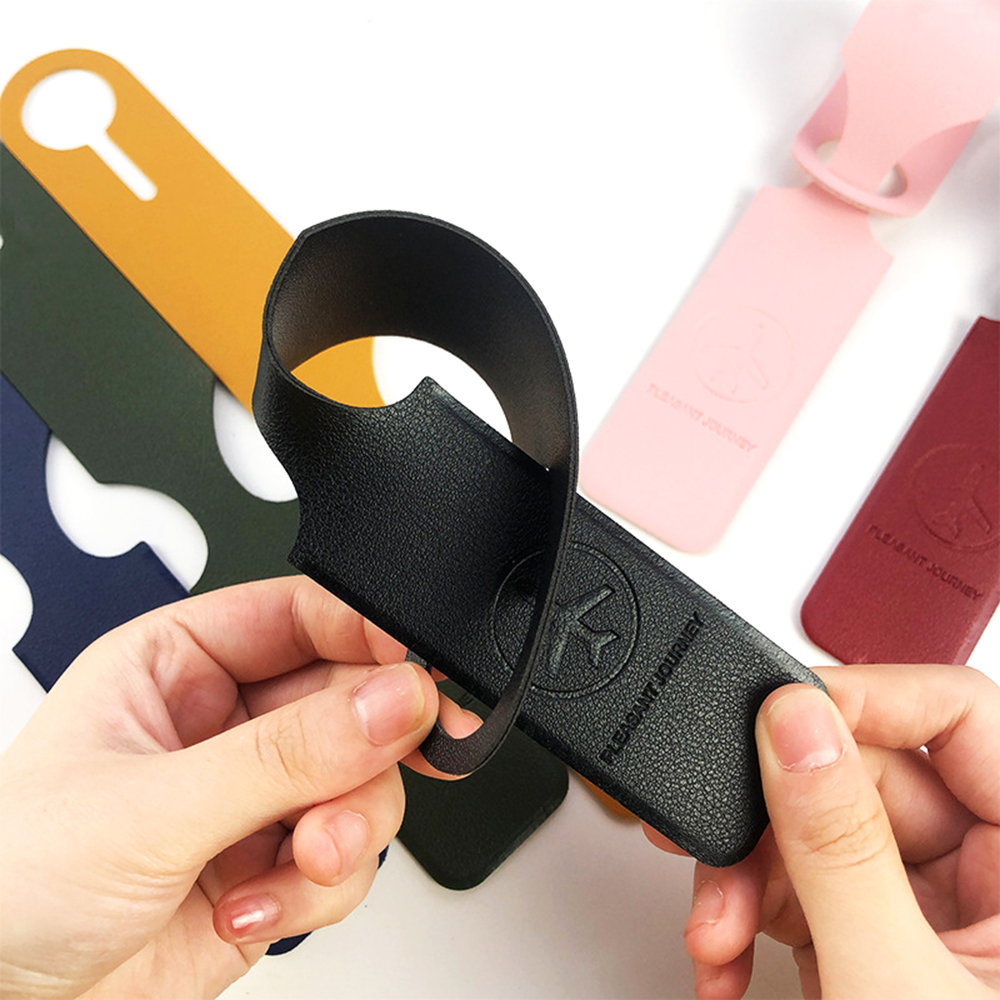 بطاقة تعريف شخصية للسفر من الج - مراجعة Travel Accessories Designer وسعره